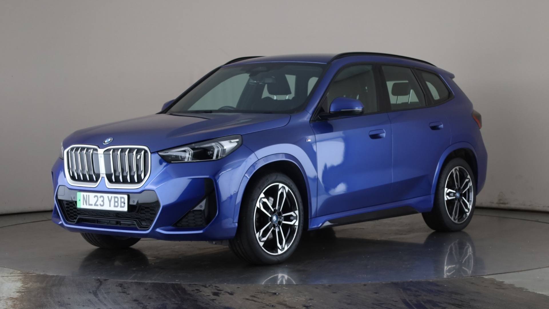 iX1 ELECTRIC ESTATE 230kW xDrive30 M Sport 65kWh 5dr Auto [22kWCh]