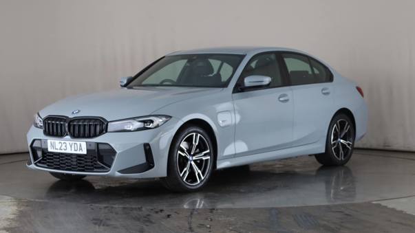 3 SERIES SALOON 330e M Sport 4dr Step Auto