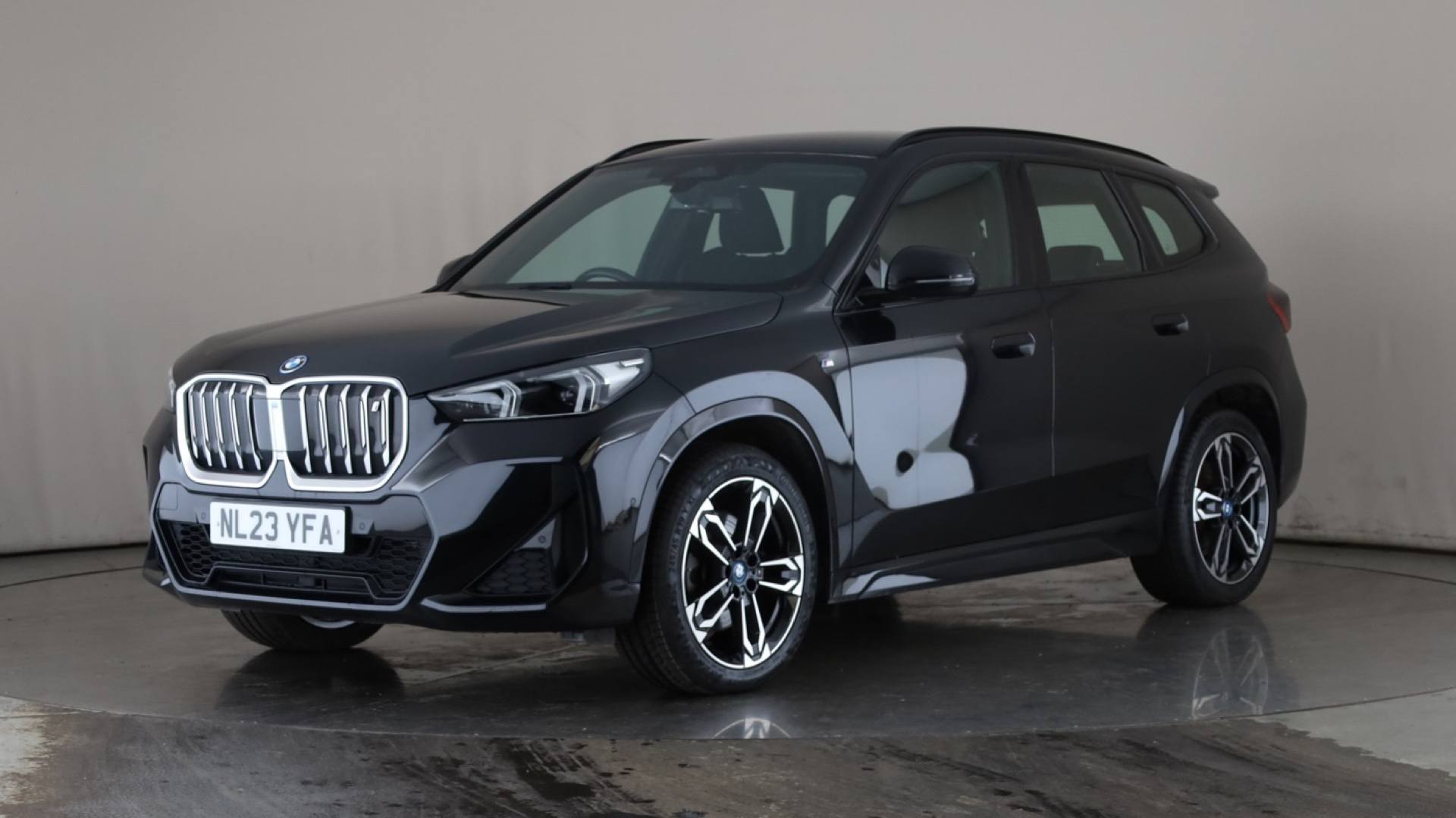 iX1 ELECTRIC ESTATE 230kW xDrive30 M Sport 65kWh 5dr Auto [22kWCh]