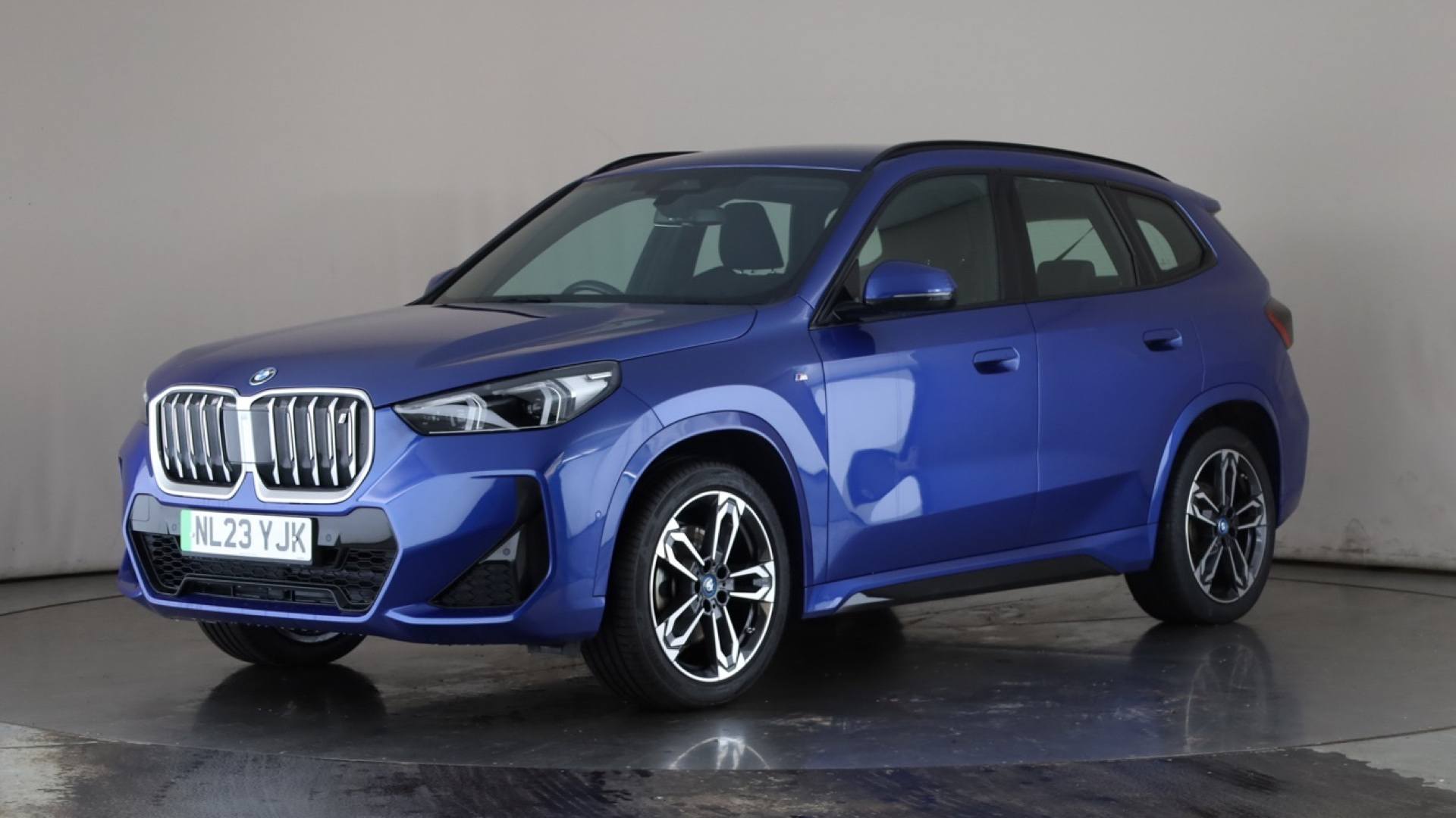 iX1 ELECTRIC ESTATE 230kW xDrive30 M Sport 65kWh 5dr Auto [22kWCh]