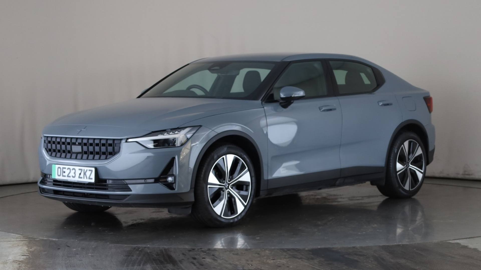 2 FASTBACK 170kW 69kWh Standard Range SM [Pilot] 5dr Auto