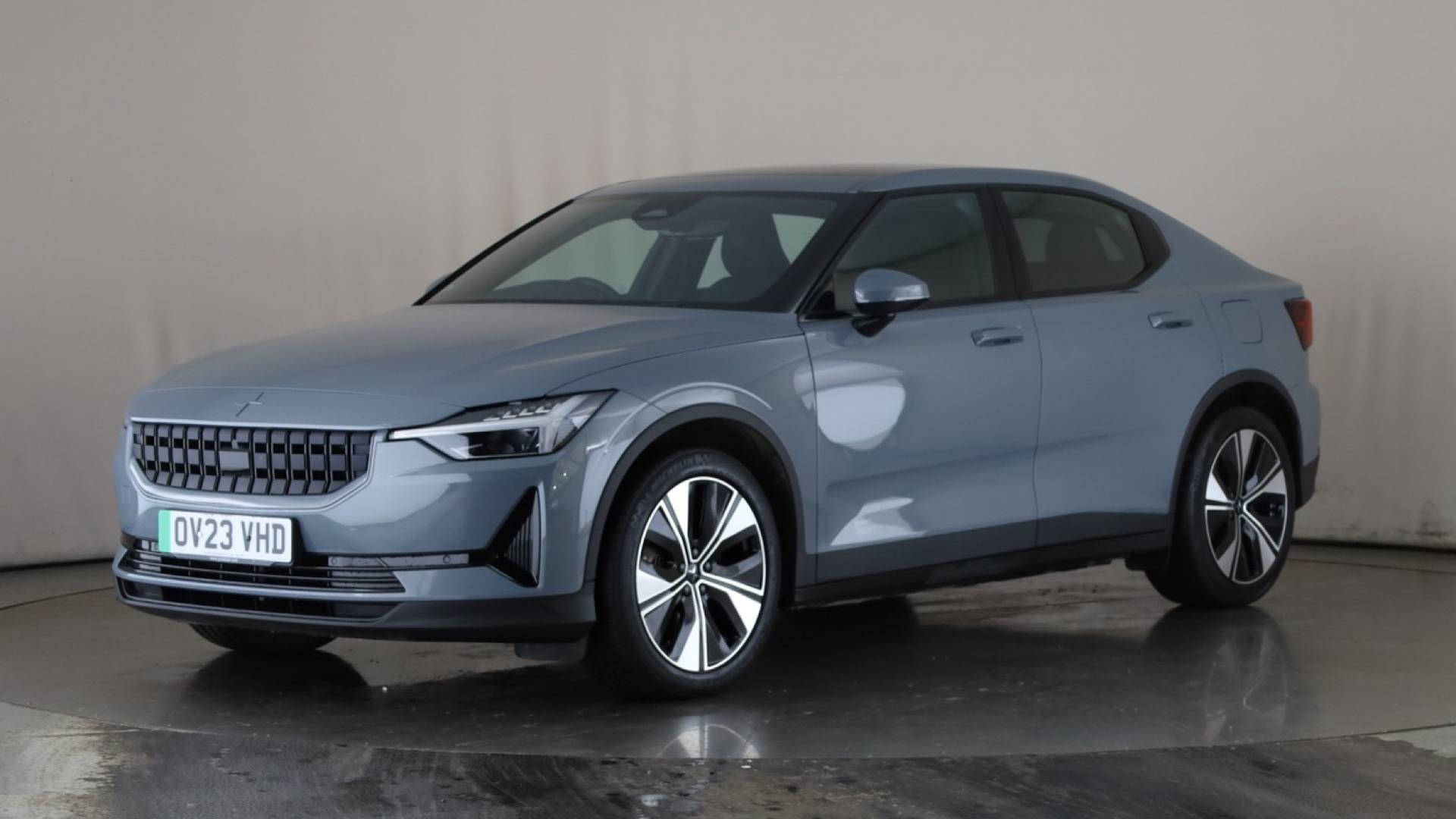 2 FASTBACK 170kW 69kWh Standard Range SM [Plus] 5dr Auto