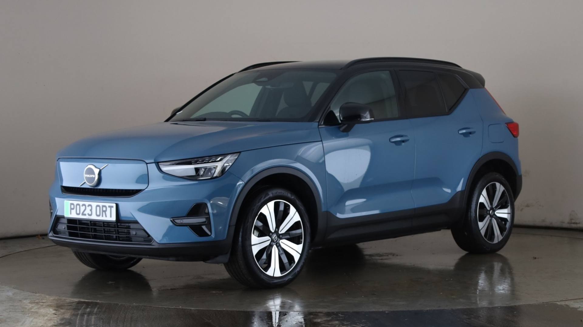 XC40 ELECTRIC ESTATE 170kW Recharge Core 69kWh 5dr Auto