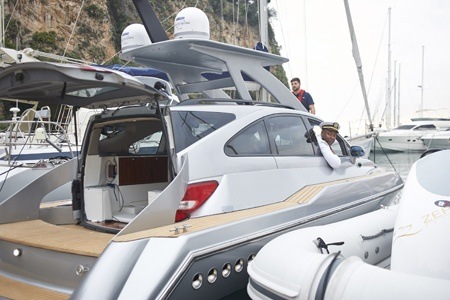 The famous Ssangyacht from BBC Top Gear