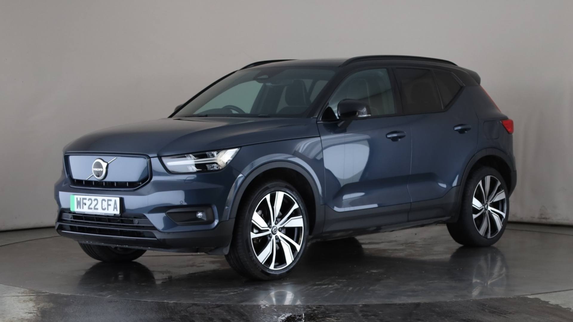 XC40 ELECTRIC ESTATE 170kW Recharge Pro 69kWh 5dr Auto