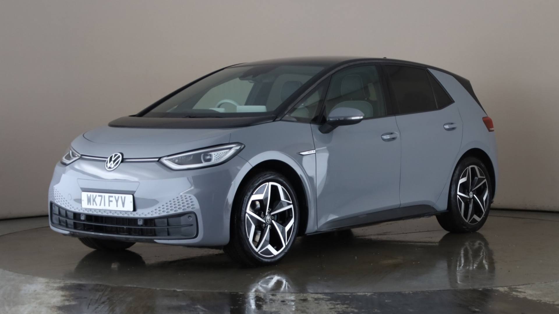 ID.3 5dr HatchElec Tour Pro S [77kWh] Auto 204ps (2020-2023)