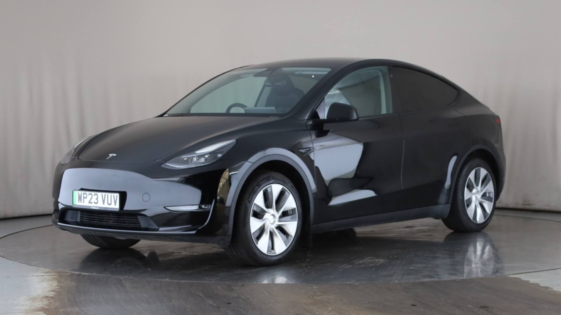 MODEL Y HATCHBACK Long Range AWD 5dr Auto