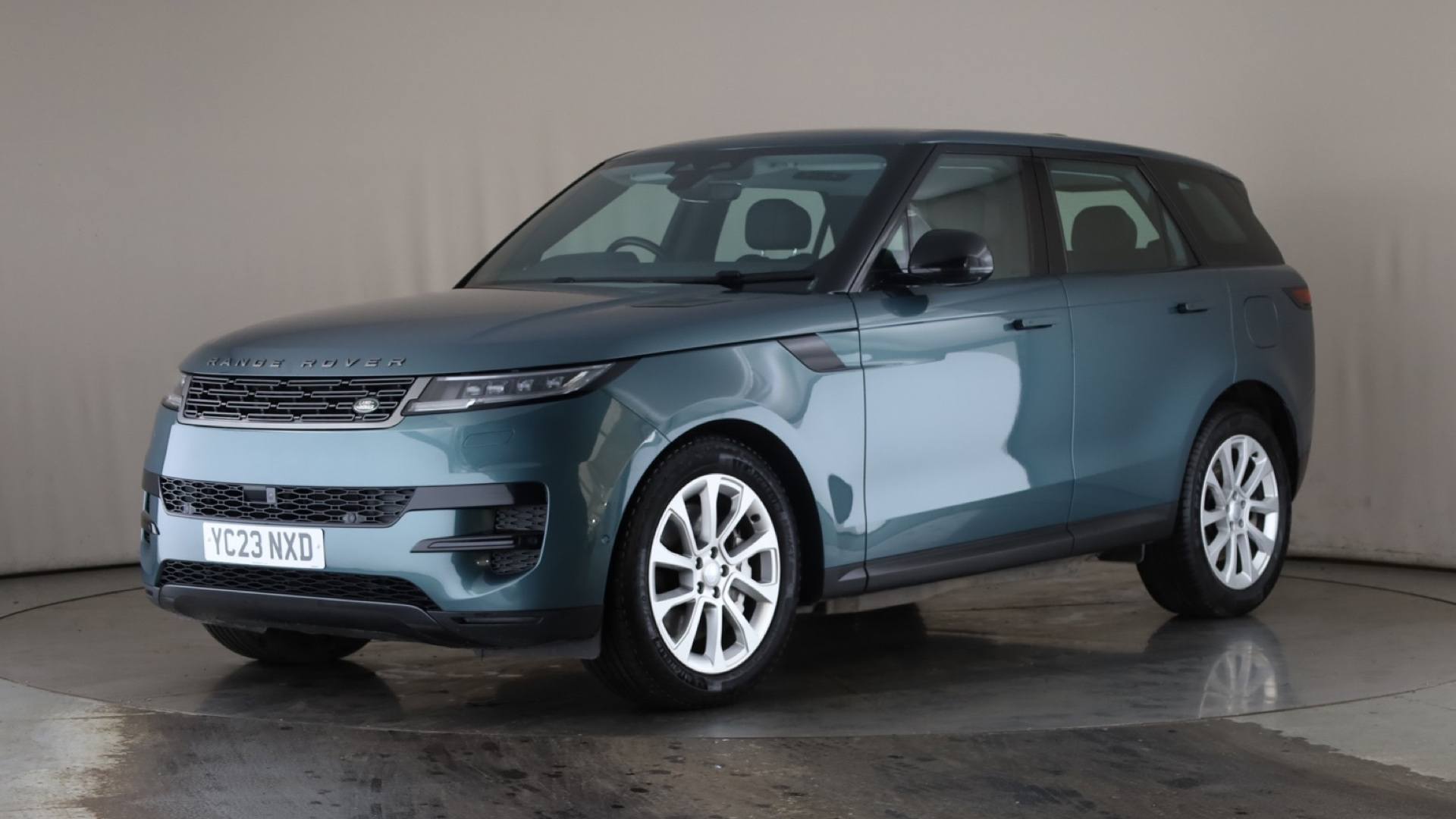 RANGE ROVER SPORT ESTATE 3.0 P440e SE 5dr Auto