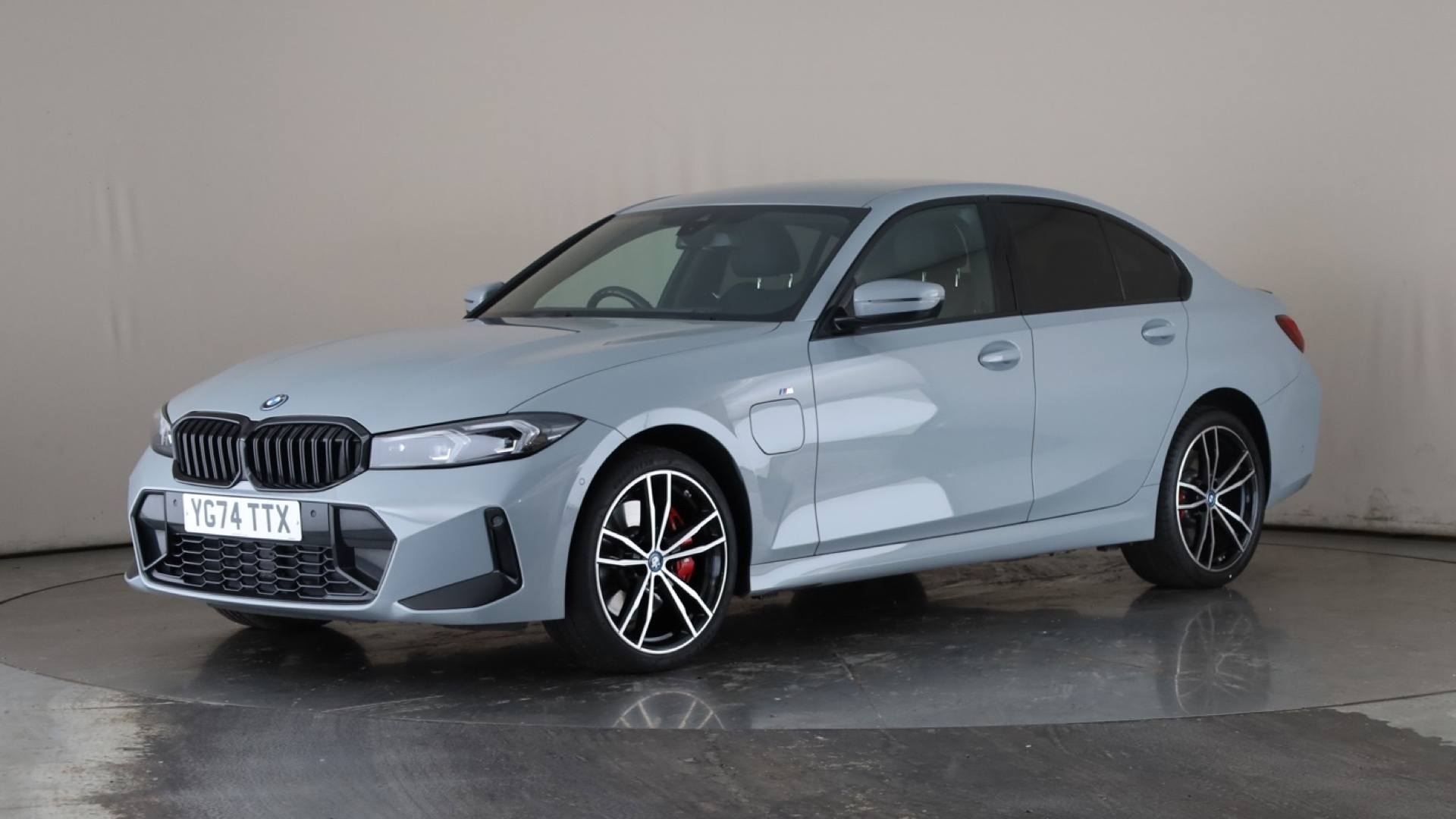 3 SERIES SALOON 330e M Sport 4dr Step Auto [Pro Pack]