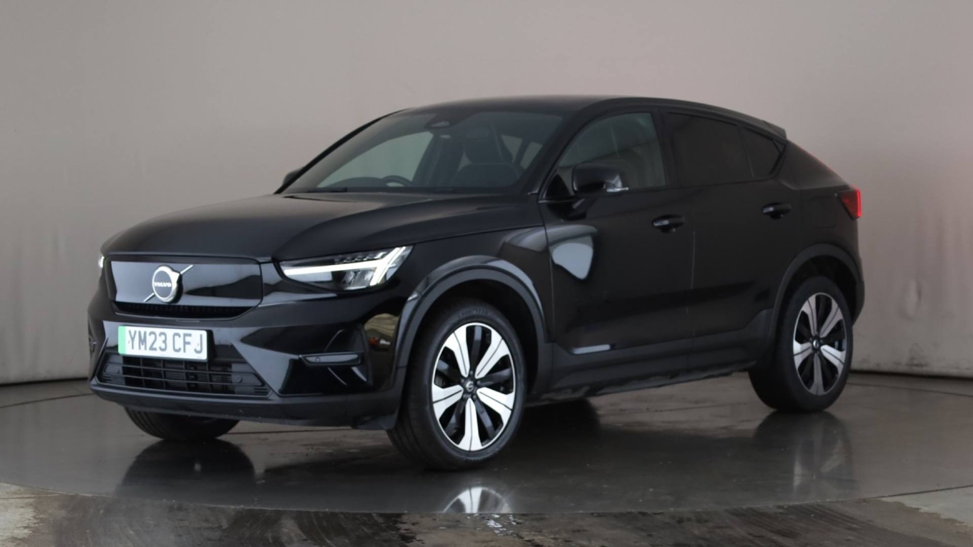 C40 ESTATE 170kW Recharge Core 69kWh 5dr Auto