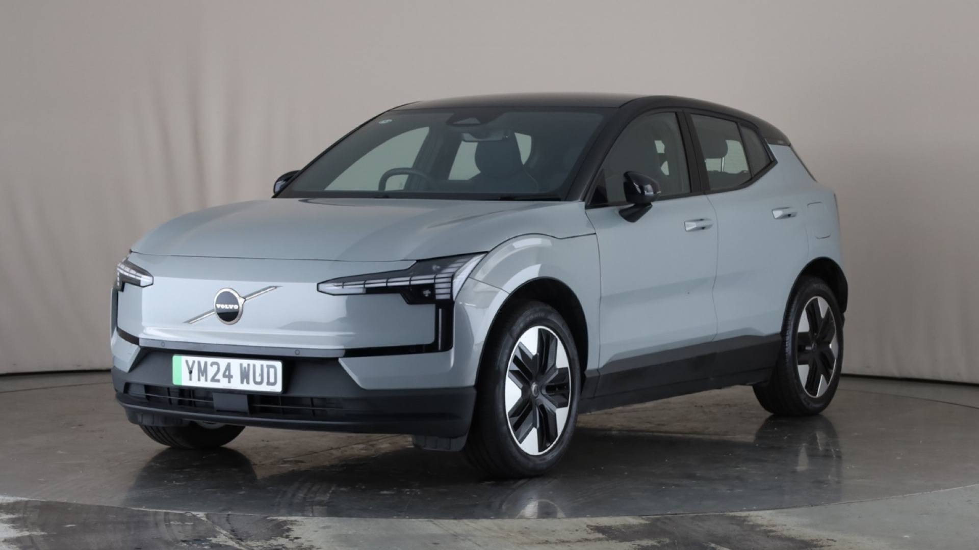 EX30 5dr S/WagonElec Plus [51kWh] Auto 272ps (2023-  )