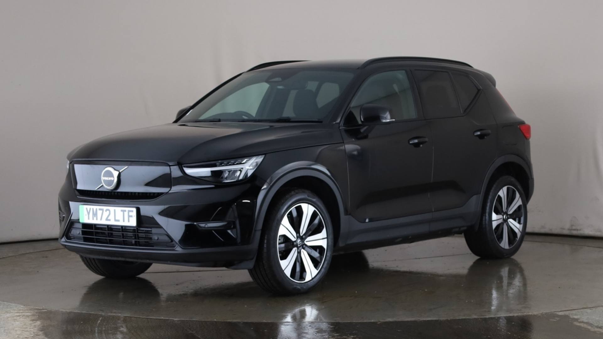 XC40 ELECTRIC ESTATE 170kW Recharge Core 69kWh 5dr Auto