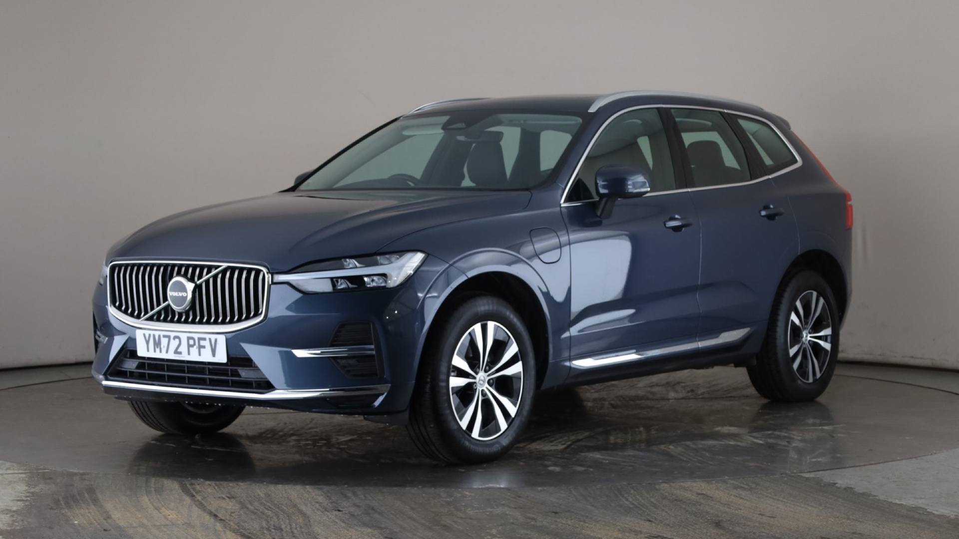 XC60 ESTATE 2.0 T6 [350] RC PHEV Core Bright 5dr AWD Gtron