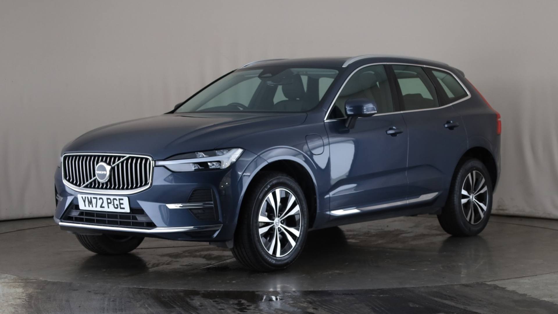 XC60 ESTATE 2.0 T6 [350] RC PHEV Core Bright 5dr AWD Gtron