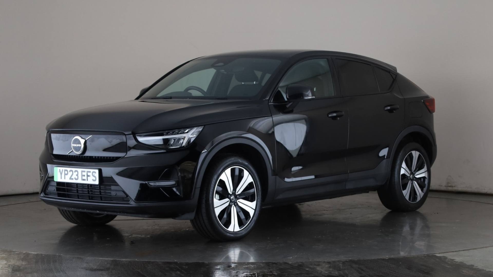 C40 ESTATE 170kW Recharge Core 69kWh 5dr Auto