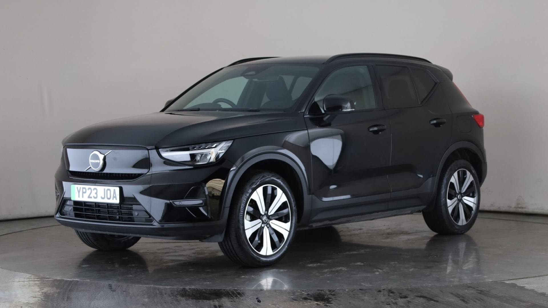 XC40 ELECTRIC ESTATE 170kW Recharge Core 69kWh 5dr Auto