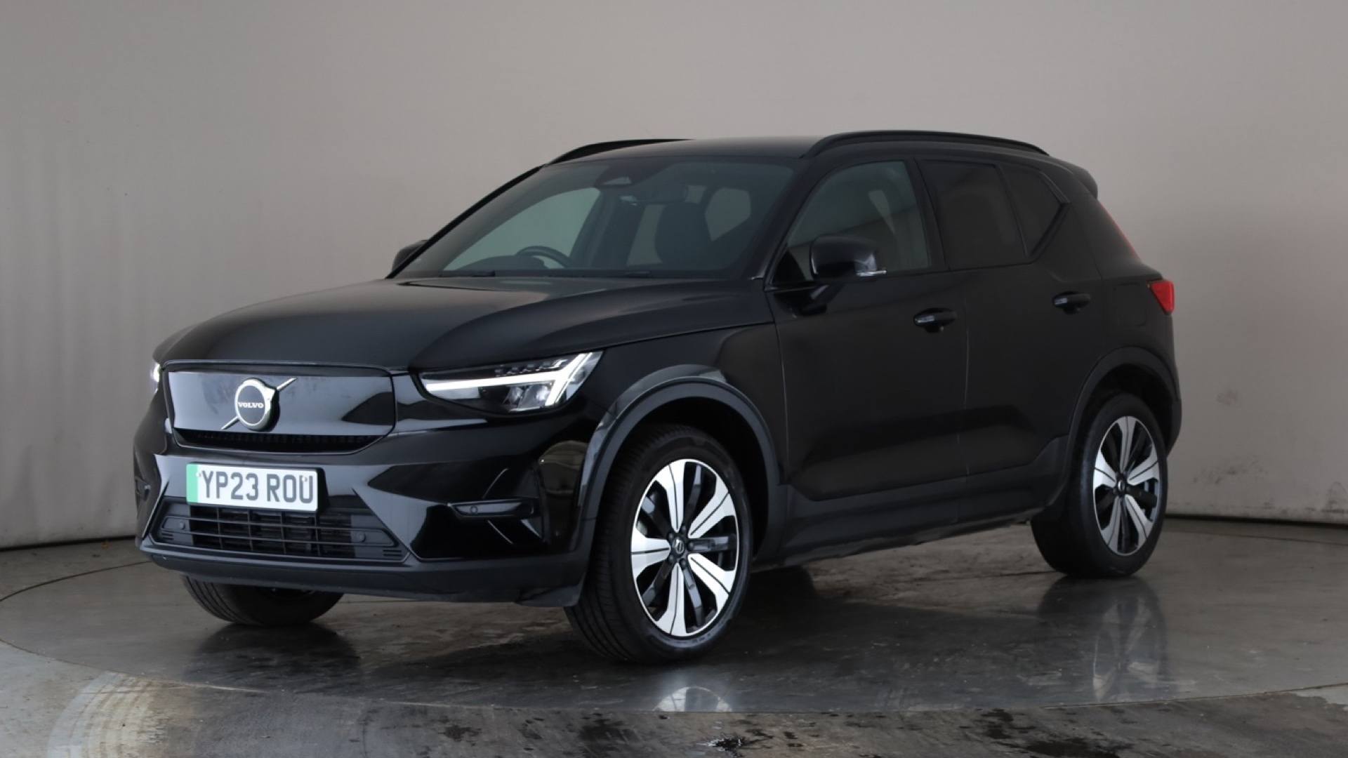 XC40 ELECTRIC ESTATE 170kW Recharge Core 69kWh 5dr Auto