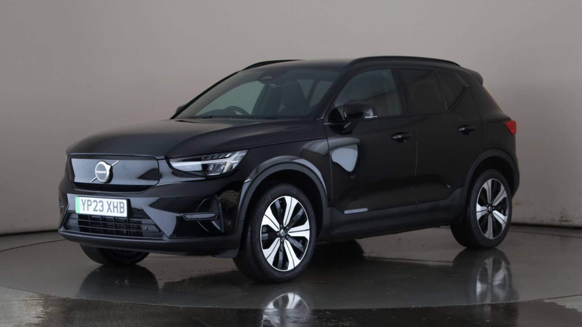 XC40 ELECTRIC ESTATE 170kW Recharge Core 69kWh 5dr Auto