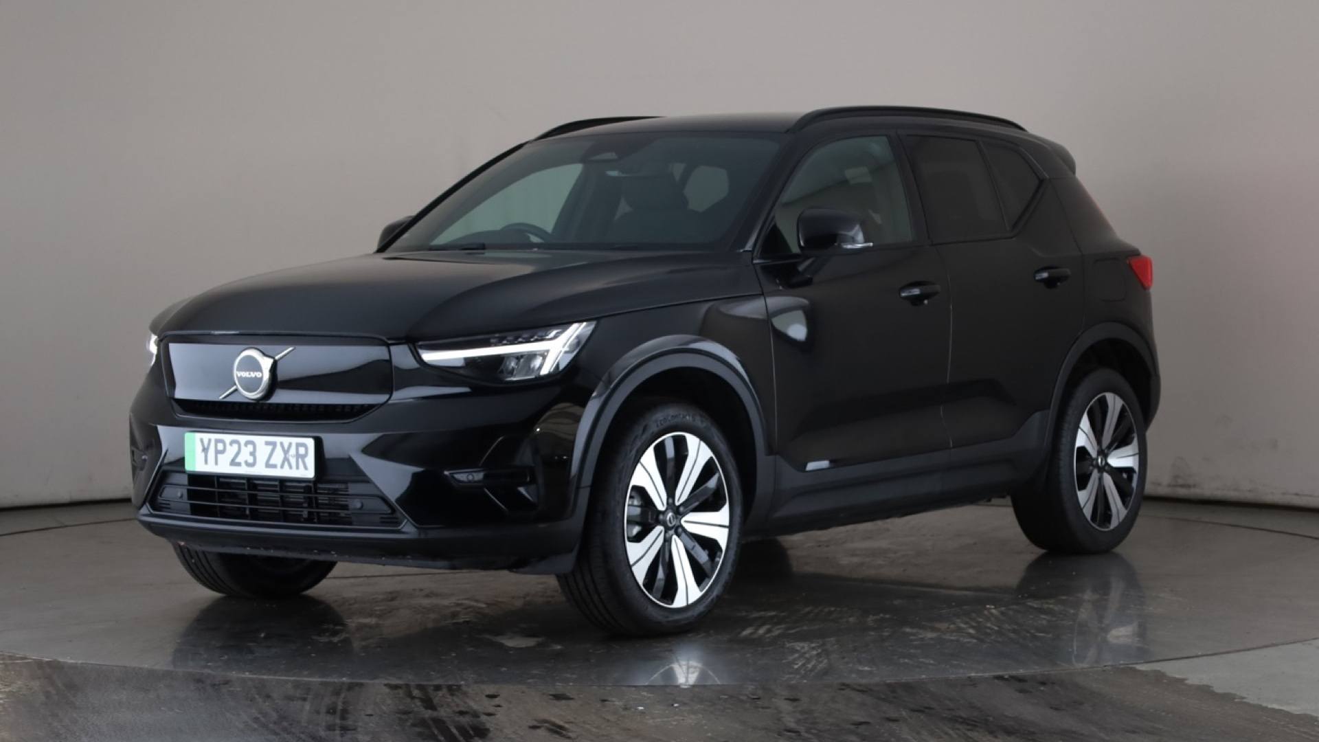 XC40 ELECTRIC ESTATE 170kW Recharge Core 69kWh 5dr Auto