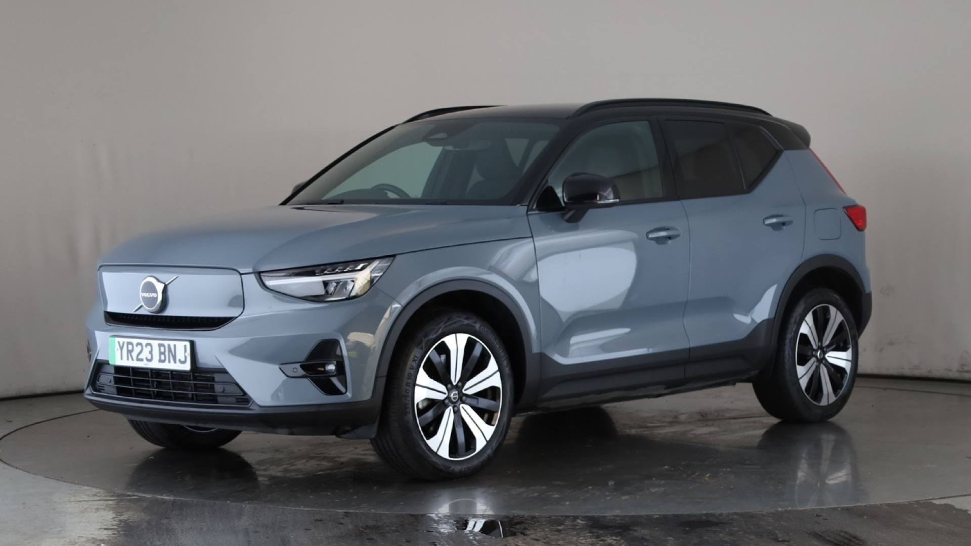 XC40 ELECTRIC ESTATE 170kW Recharge Plus 69kWh 5dr Auto