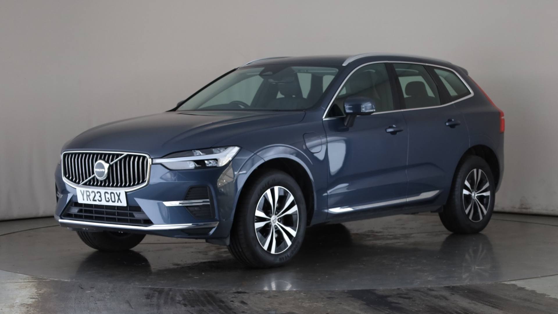 XC60 ESTATE 2.0 T6 [350] RC PHEV Core Bright 5dr AWD Gtron