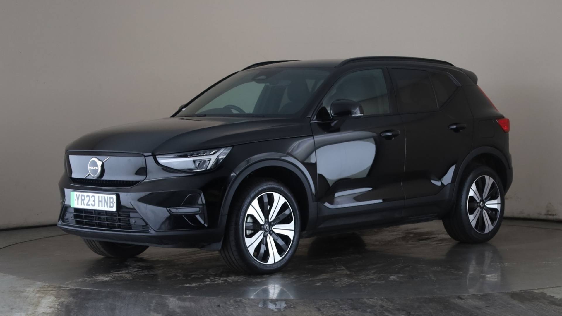 XC40 ELECTRIC ESTATE 170kW Recharge Core 69kWh 5dr Auto