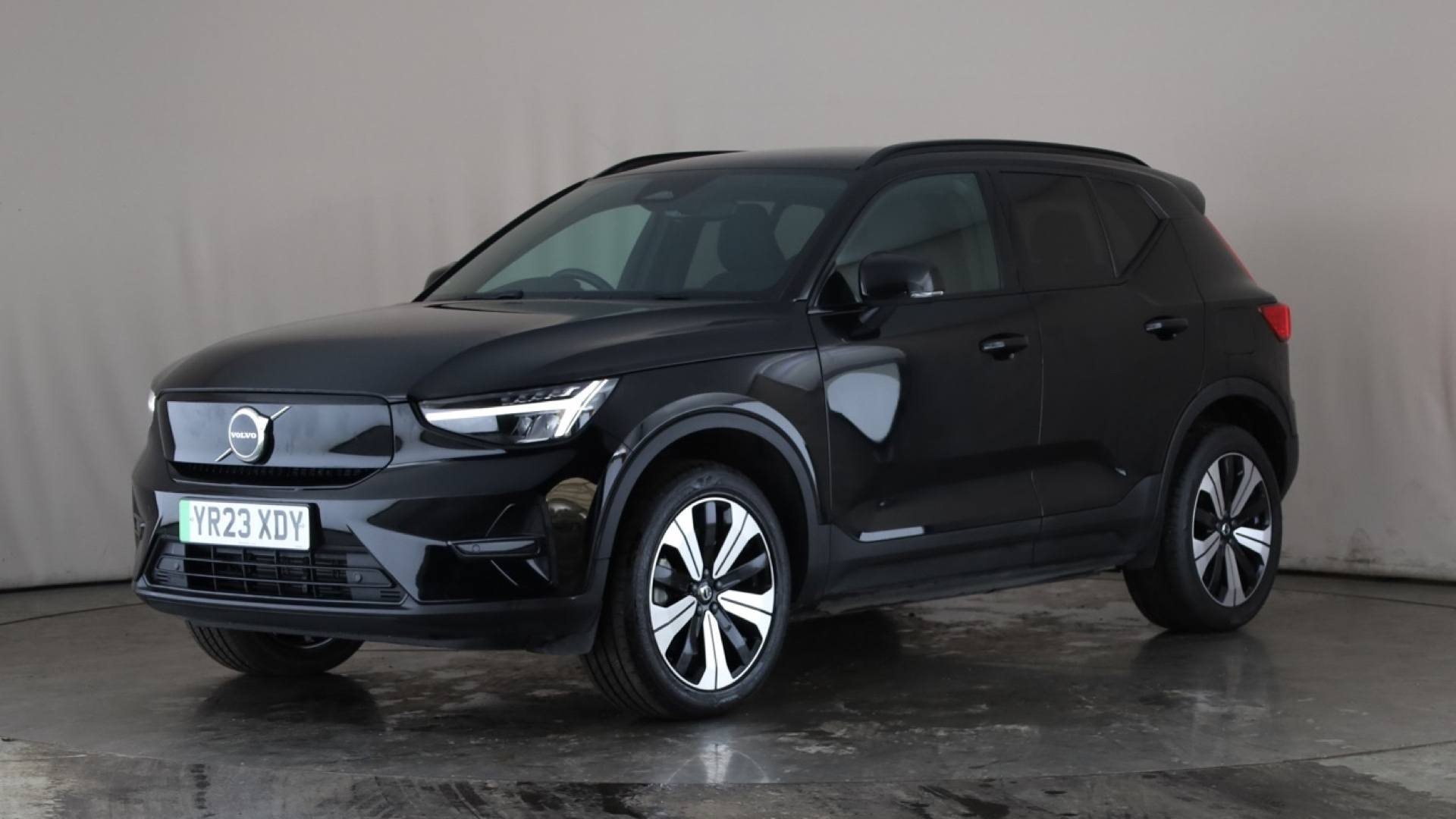 XC40 ELECTRIC ESTATE 170kW Recharge Core 69kWh 5dr Auto