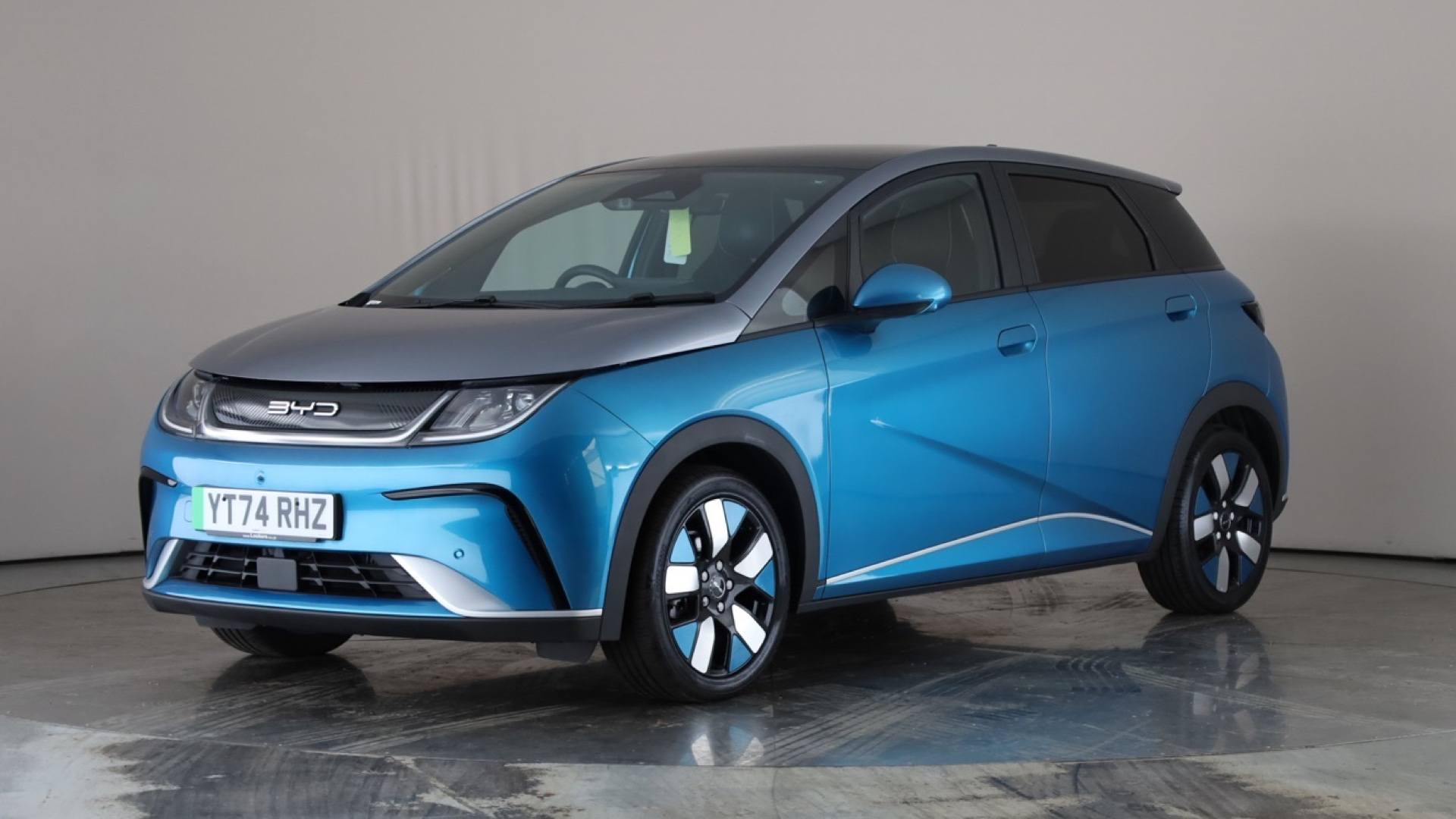 DOLPHIN HATCHBACK 150KW DESIGN 60.4KWH 5DR AUTO