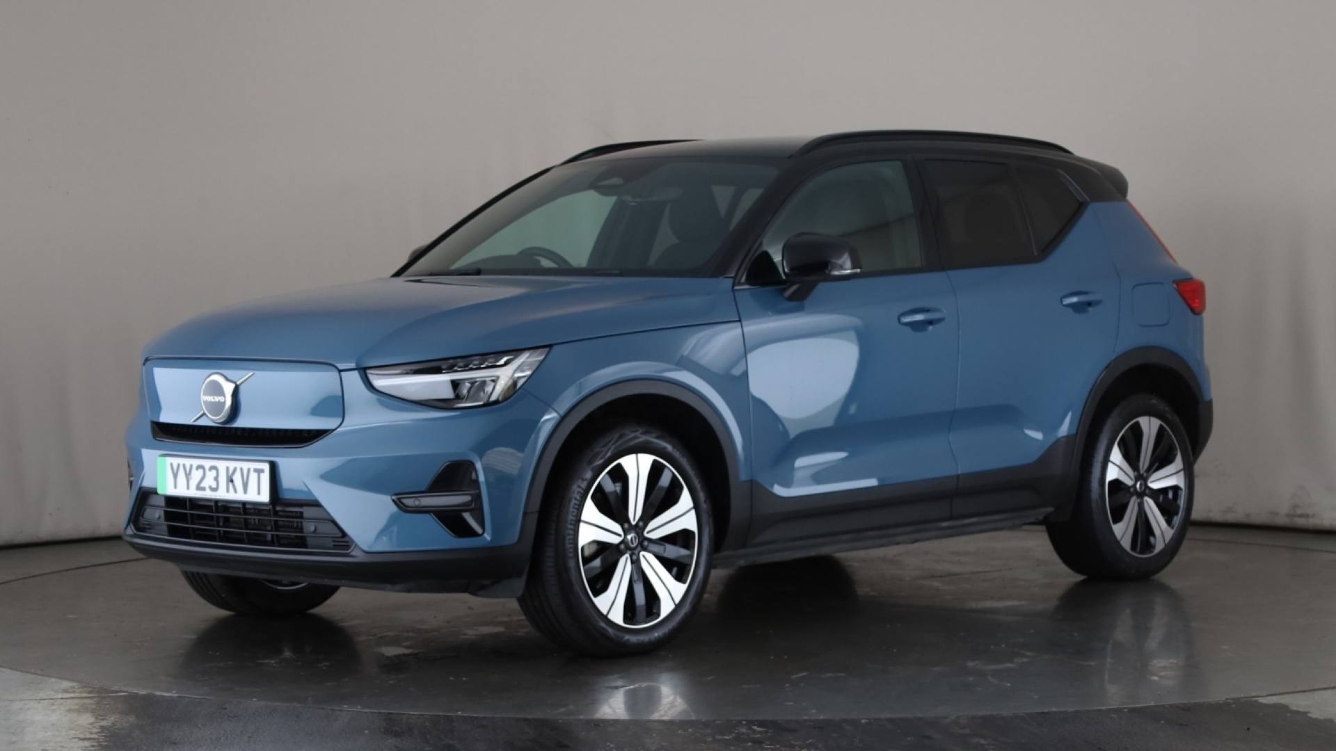 XC40 ELECTRIC ESTATE 170kW Recharge Core 69kWh 5dr Auto