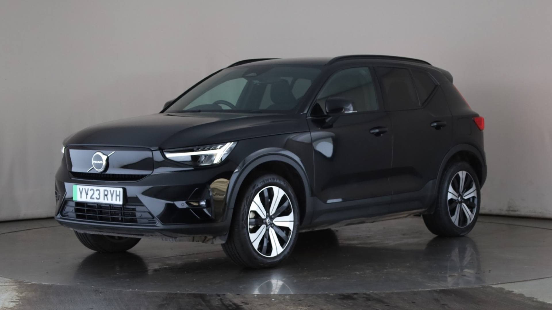 XC40 ELECTRIC ESTATE 300kW Recharge Twin Plus 78kWh 5dr AWD Auto