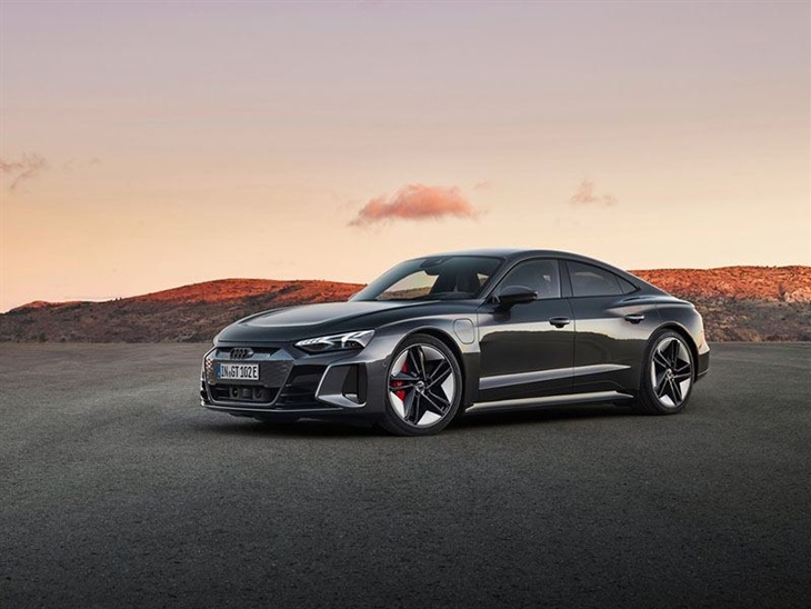 Audi RS e-tron GT Saloon 475kW Quattro 93kWh Carbon Black Auto