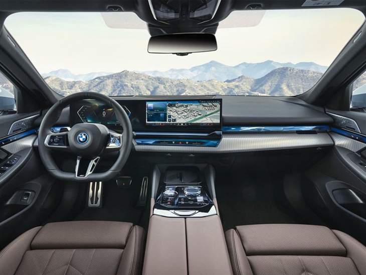 BMW i5 250kW eDr40 M Sport Pro 84kWh At Tec+Cmf+/22kW