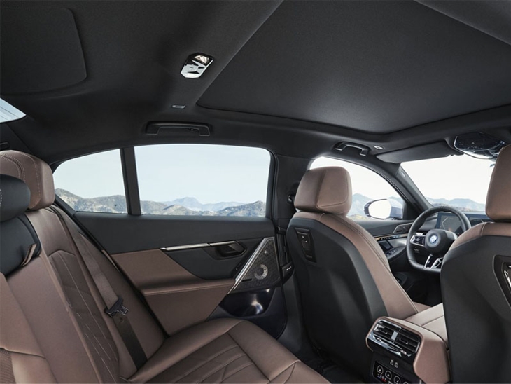 BMW i5 250kW eDr40 M Sport Pro 84kWh At Tec+Cmf+/22kW