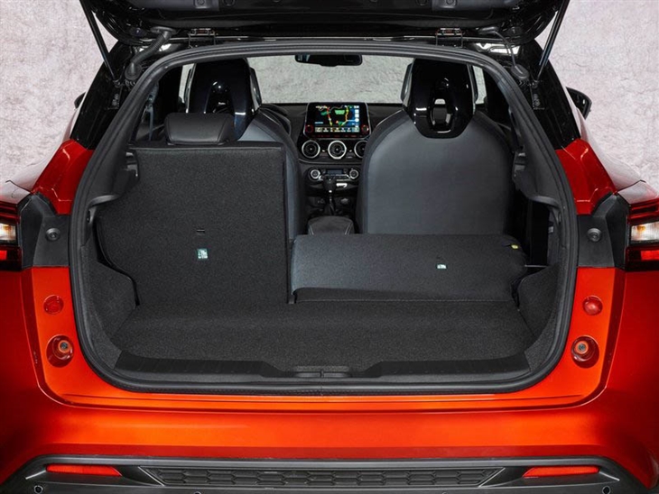 Nissan Juke 1.0 DiG-T 114 Tekna
