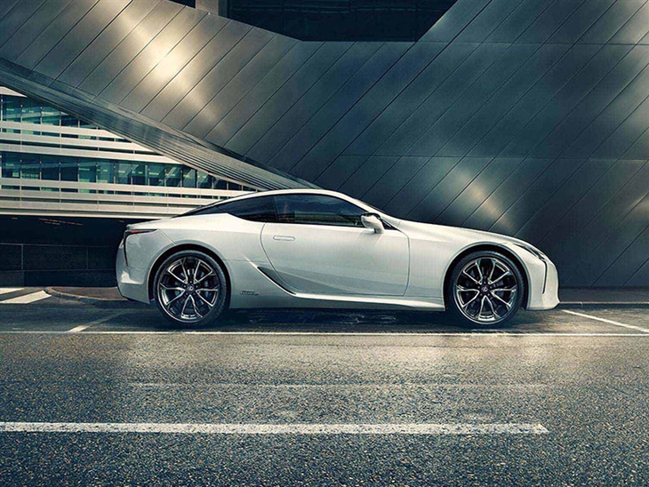 Lexus LC Coupe 500 5.0 (464) Auto (Mark Levinson)