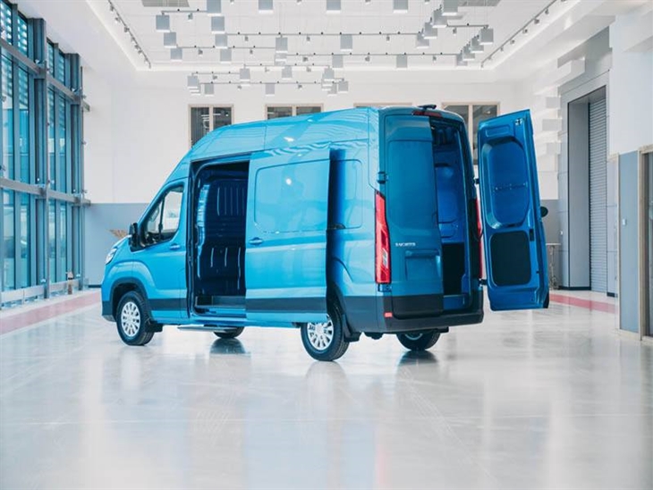 Maxus Deliver 9 Diesel LWB FWD 2.0 D20 150 Lux Extra High Roof