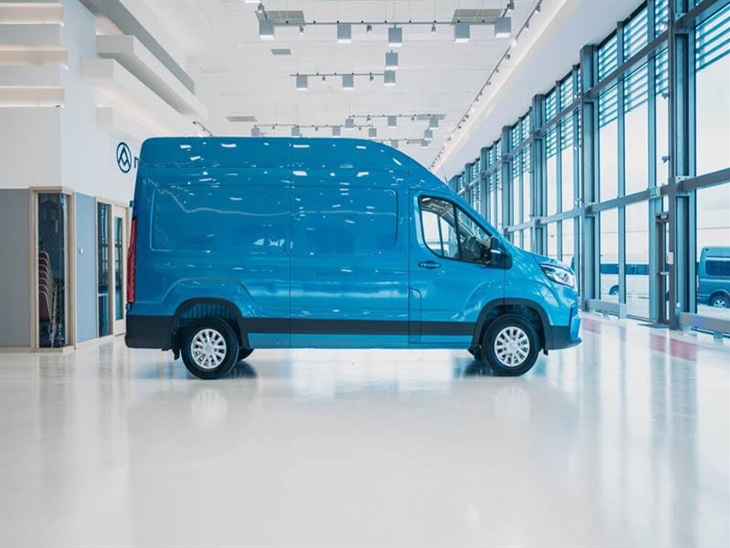 Maxus DELIVER 9 Diesel LWB FWD 2.0 D20 150 Extra High Roof