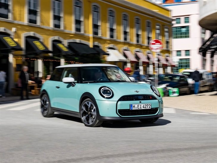 MINI Cooper 2.0 S Sport (Level 2) Auto Lease | Nationwide Vehicle Contracts
