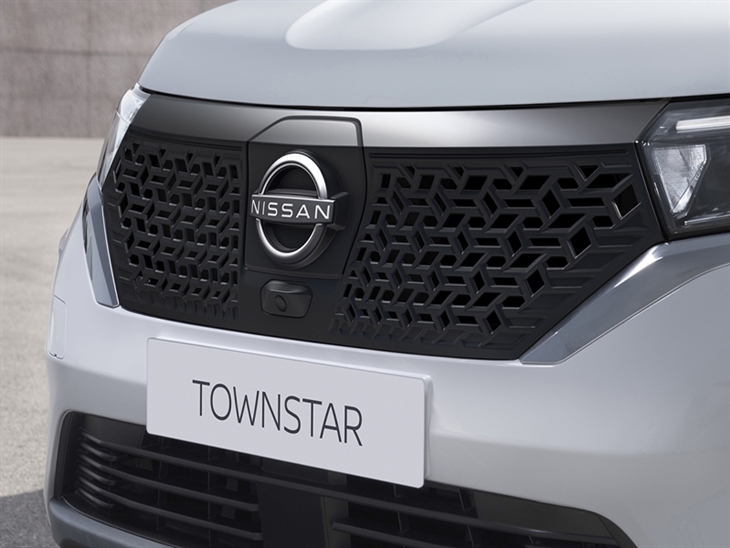 Nissan Townstar Electric L2 90kW Tekna Auto 45kWh