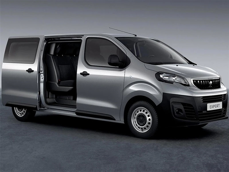 Peugeot Expert Crew Standard 1200 2.0 BlueHDi 145 Professional Premium +