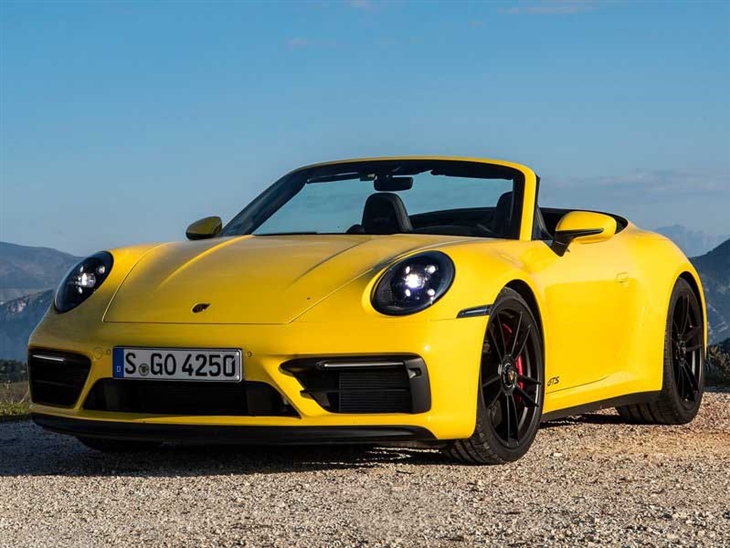 Porsche 911 Carrera Cabriolet GTS PDK