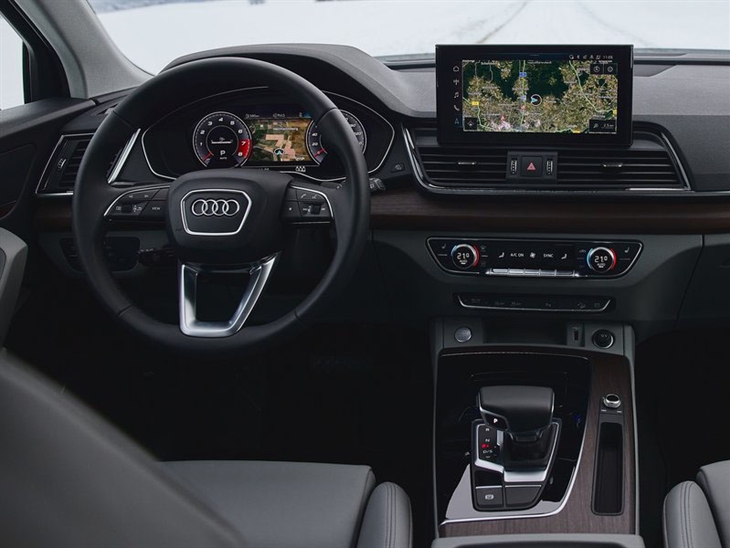 q5-sportback-interior