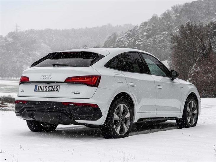 q5-sportback-rear