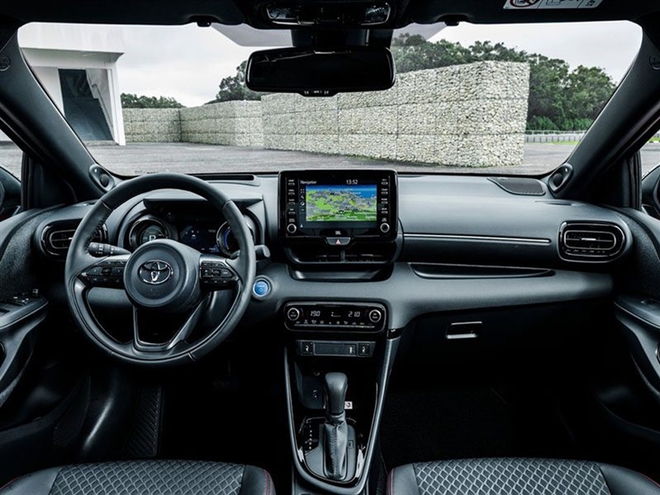 Toyota Yaris 1.5 Hybrid Excel CVT Tech Pack/Panoramic Roof Lease