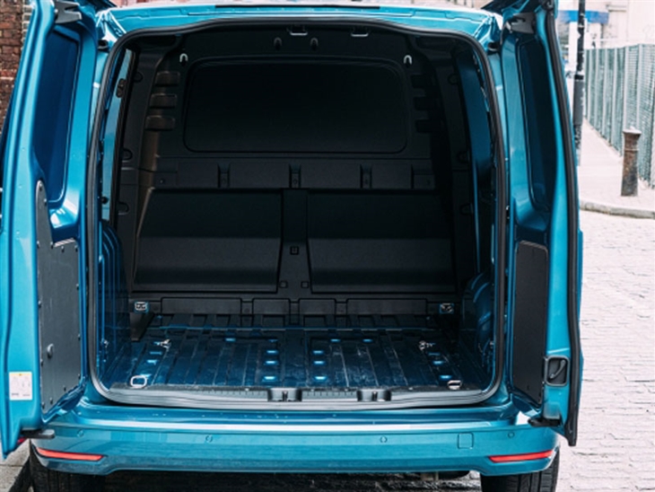 Volkswagen Caddy Maxi C20 2.0 TDI 102PS Commerce Plus (Tech Pack) 