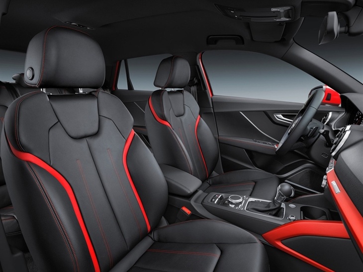 Audi Q2 30 TFSI Sport (Tech)
