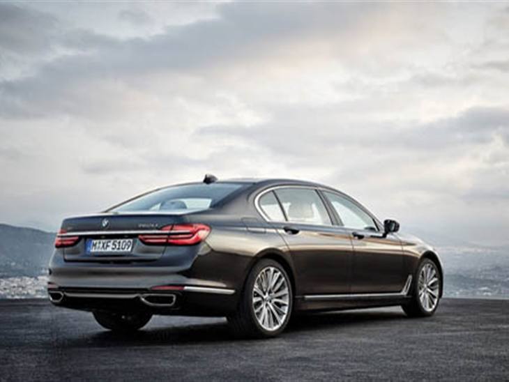 Annual maintenance cost for bmw 7 series #3
