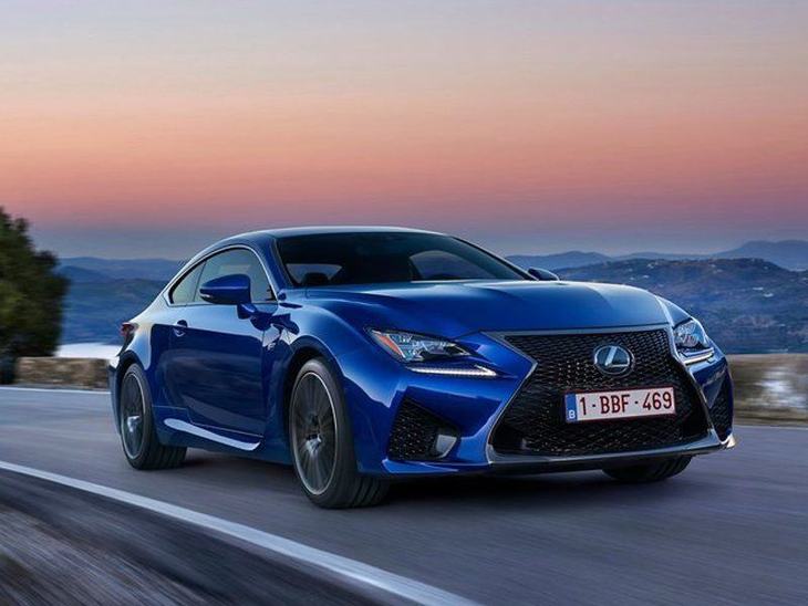 Lexus RC F Coupe Blue Exterior Front