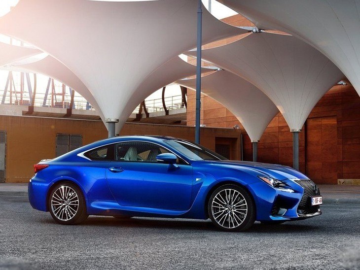 Lexus RC F Coupe Blue Exterior Side