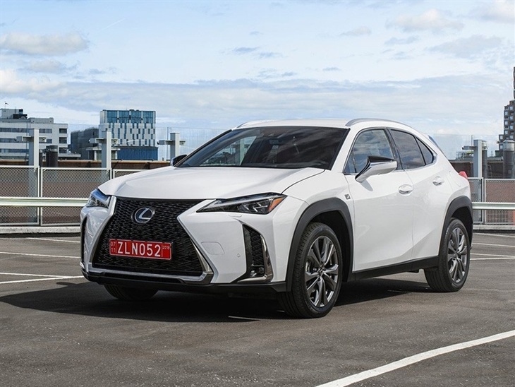 Lexus UX 250h E4 2.0 CVT (Premium Plus/Sunroof)
